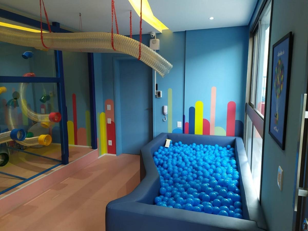 Fl1609 | Ape Faria Lima C/ Piscina Academia Metro