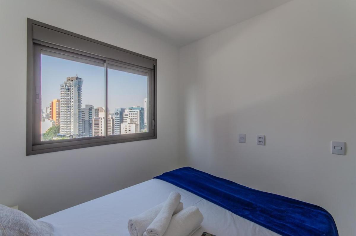 Fl1609 | Ape Faria Lima C/ Piscina Academia Metro * São Paulo